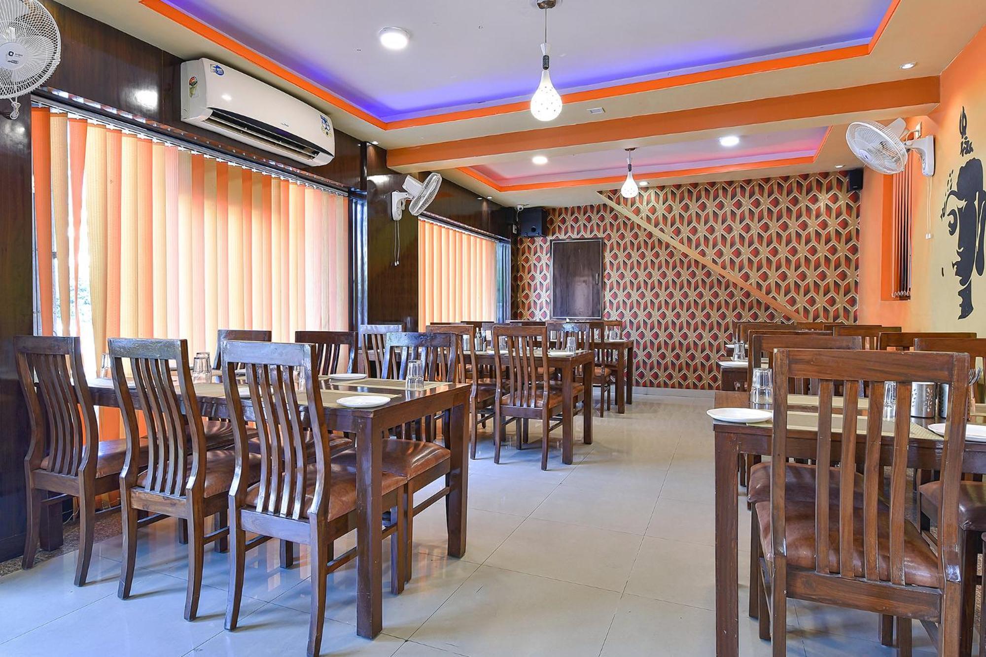 Collection O Royal Icon Hotel Udaipur Exterior photo