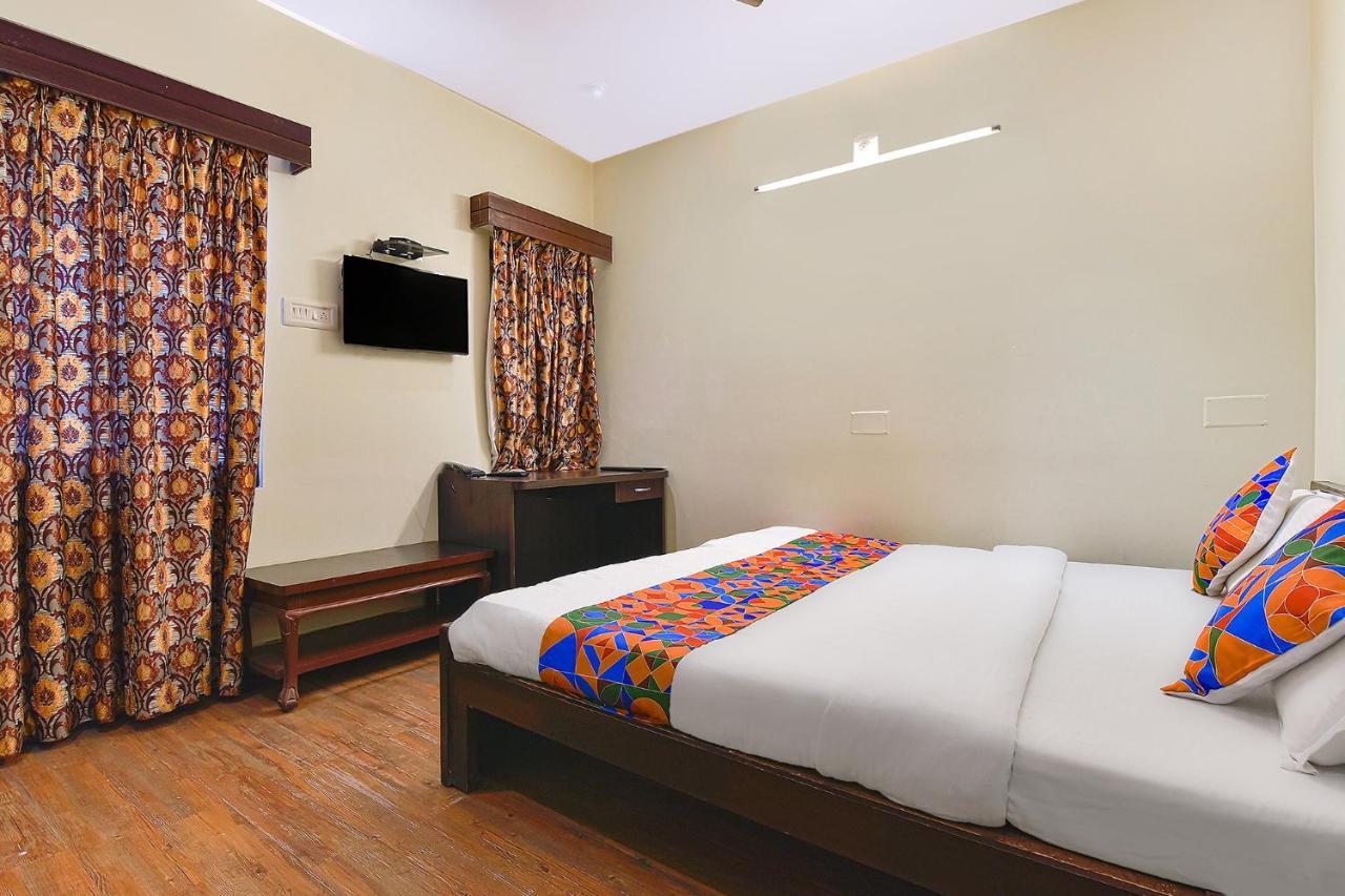 Collection O Royal Icon Hotel Udaipur Exterior photo