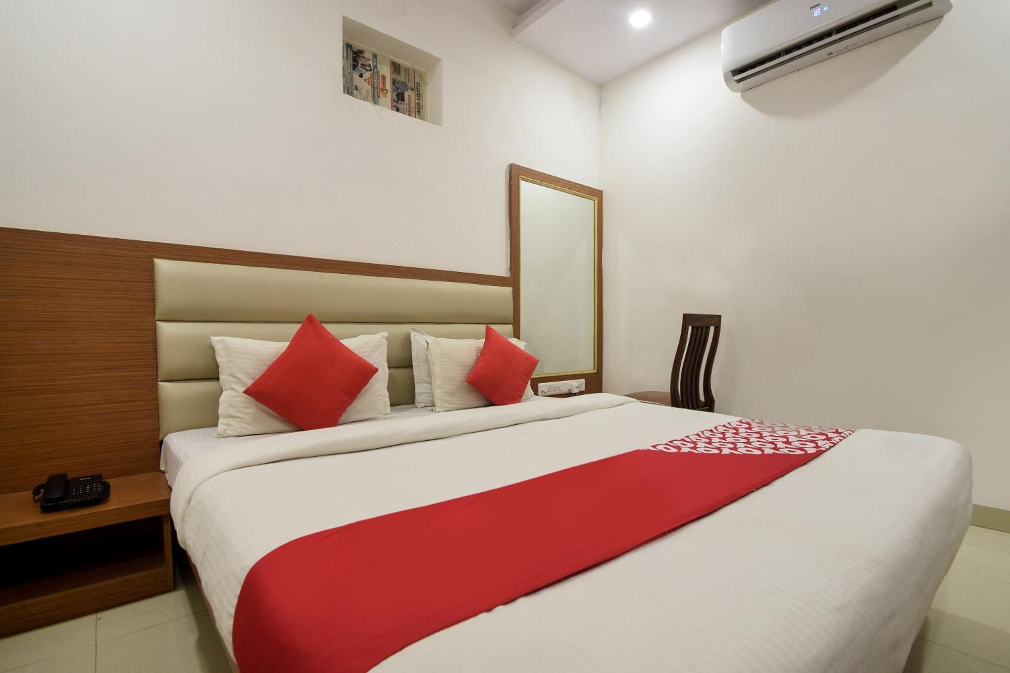 Collection O Royal Icon Hotel Udaipur Exterior photo