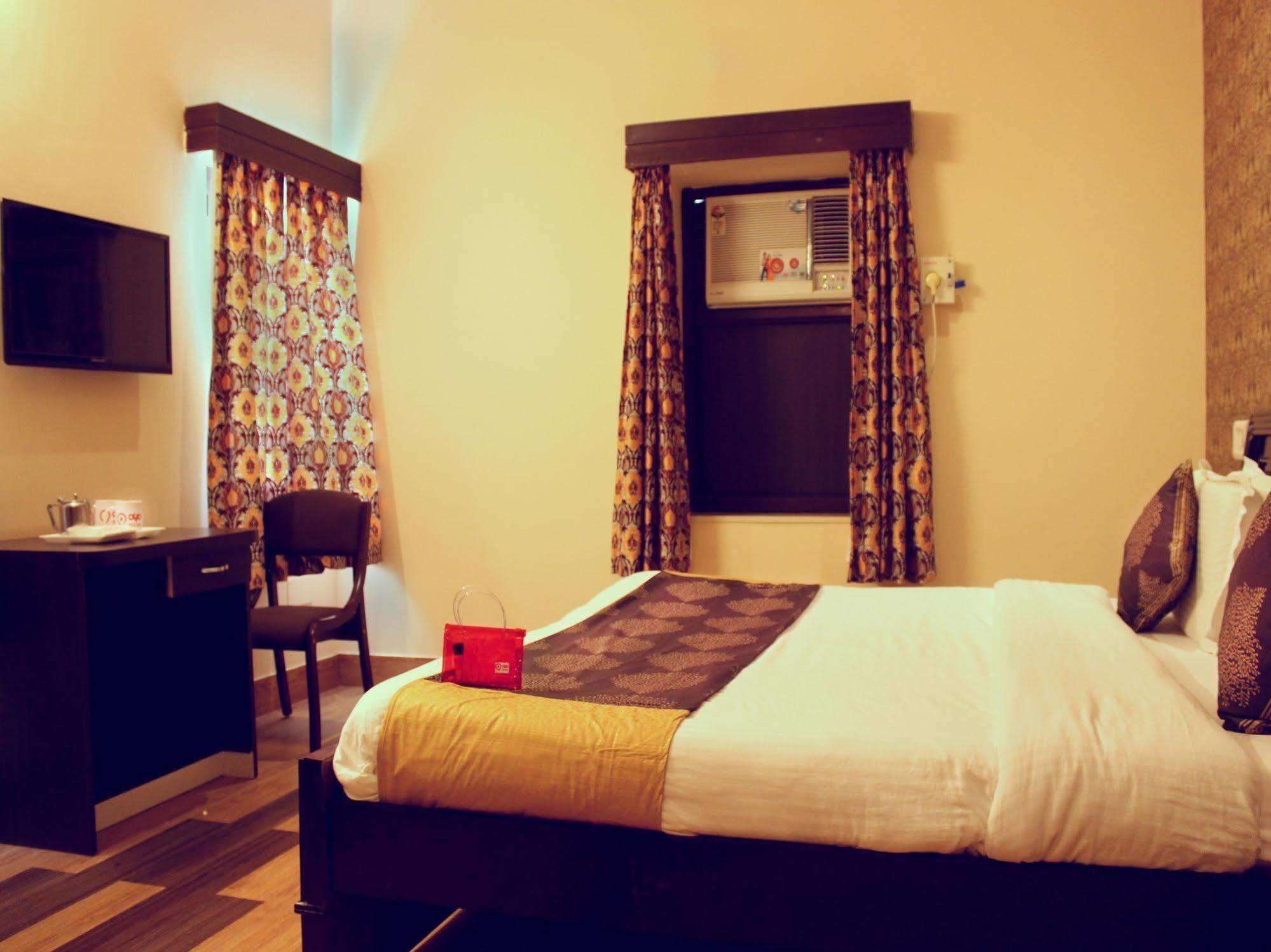 Collection O Royal Icon Hotel Udaipur Exterior photo